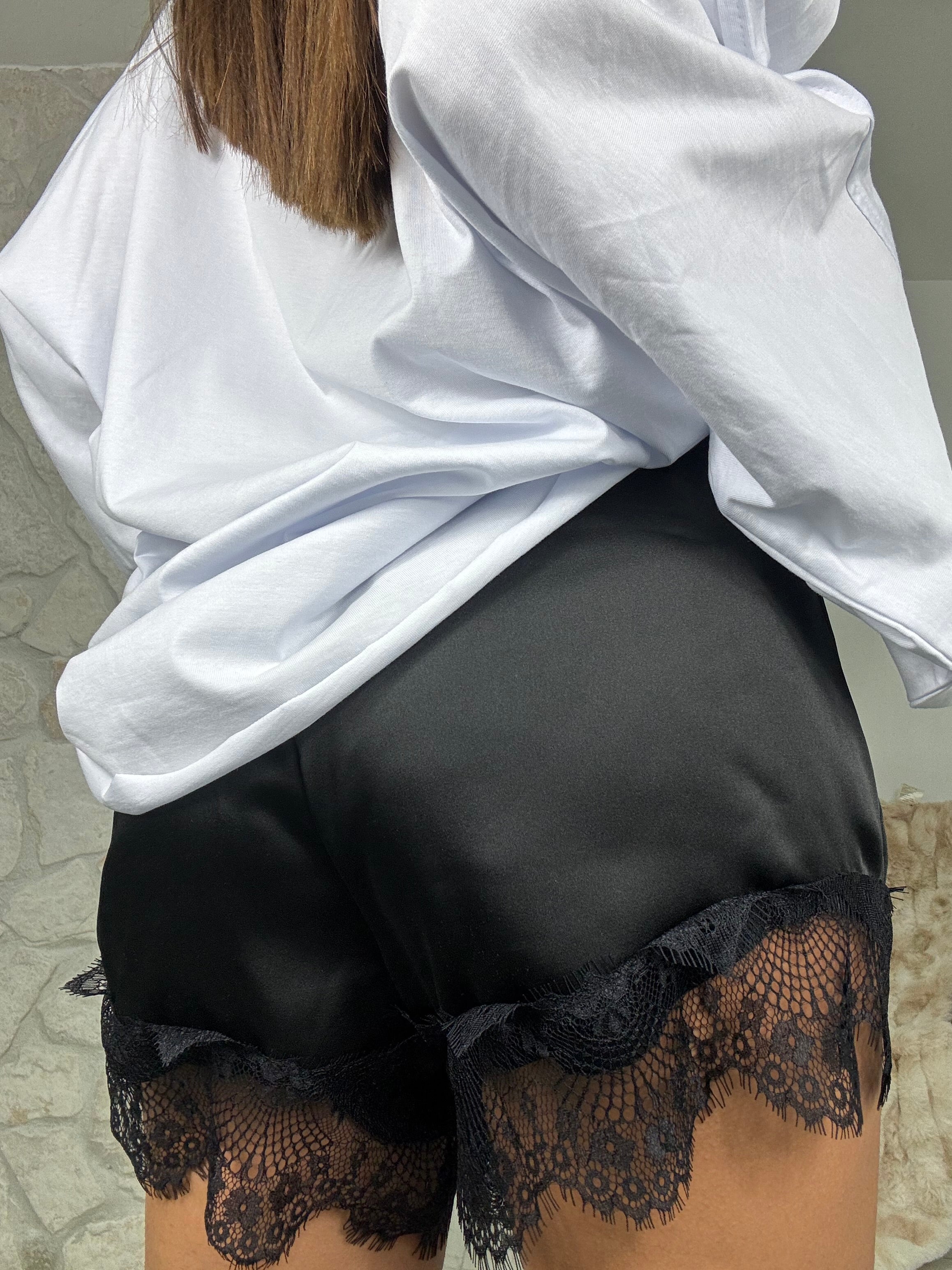 Shorts MIA